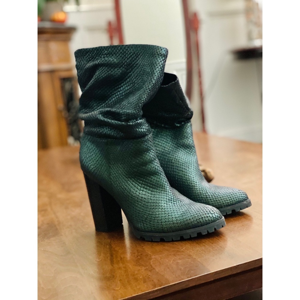 KATTY PERRY Women’s boots size 7.5